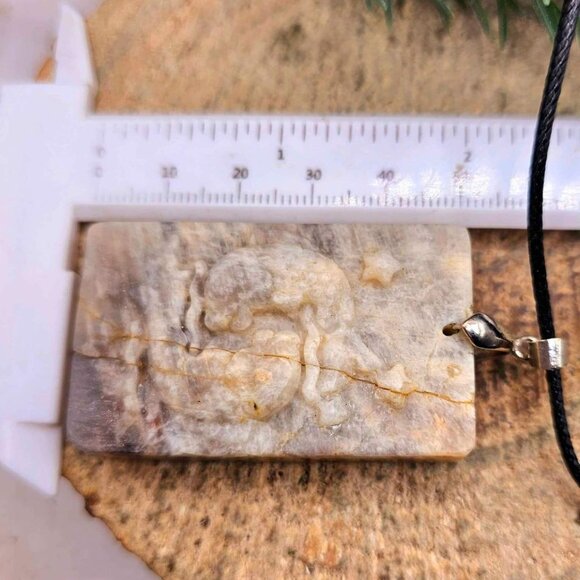 Nature Cream Moonstone Carved Pisces Pendant Necklace - Picture 6 of 9